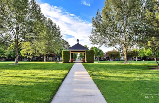 3742 N Heritage View Ave, Meridian, ID 83646 - surrounding community with a gazebo and a yard