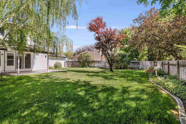 955 Bitterroot Pl, Twin Falls, ID 83301 - view of yard with a patio