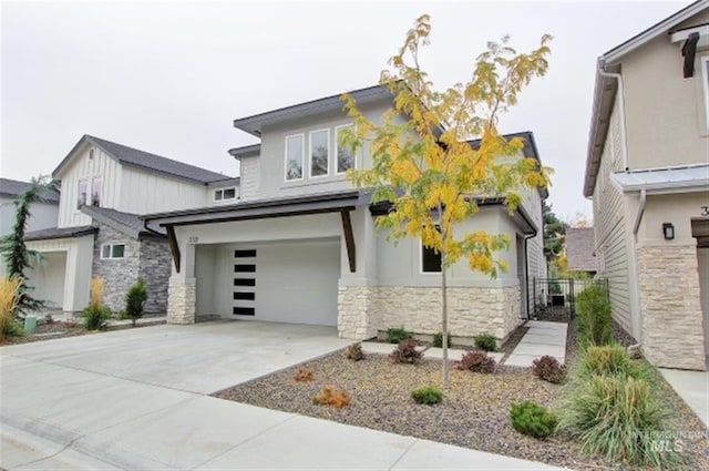 view of front of home featuring a garage