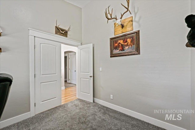 1879 Prairie View Way, Middleton, ID 83644 - carpeted bedroom featuring arched walkways and baseboards