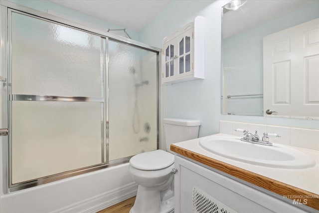 2800 Taylor Ct, Nampa, ID 83686 - full bathroom with vanity and enclosed tub / shower combo