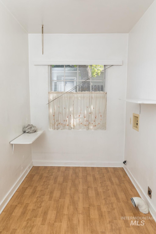 286 SW 3rd Ave, Ontario, OR 97914 - spare room featuring wood finished floors and baseboards
