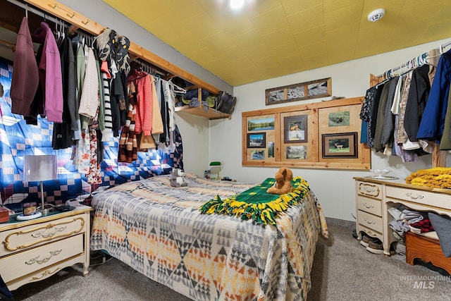 bedroom with carpet floors