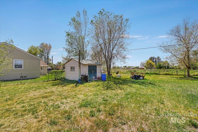 805 Utah, Gooding, ID 83330 - view of yard