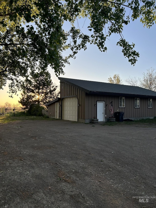 1614 E 1800 S, Gooding, ID 83330 - garage featuring driveway