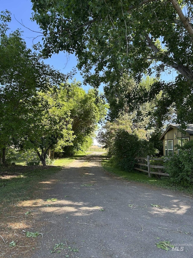 1614 E 1800 S, Gooding, ID 83330 - view of road