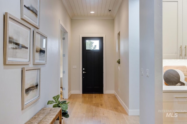 4014 W Farm View Dr, Boise, ID 83714 - foyer entrance featuring light wood-type flooring, baseboards, and recessed lighting