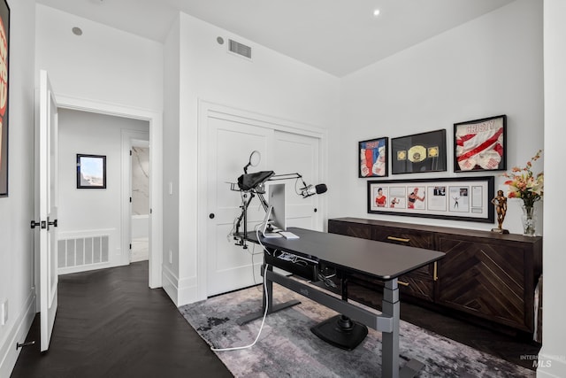 255 S Capitol Blvd Unit 1403, Boise, ID 83702 - office area with baseboards