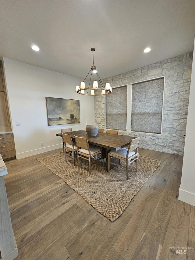 11444 N 17th Way, Boise, ID 83714 - dining room featuring a chandelier, wood finished floors, baseboards, and recessed lighting