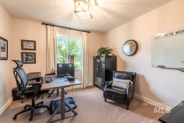 2350 Trail Rd, Moscow, ID 83843 - home office featuring carpet flooring and baseboards
