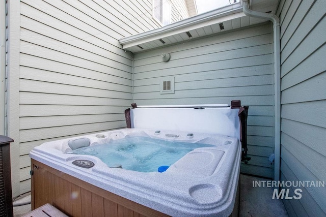 2350 Trail Rd, Moscow, ID 83843 - view of patio / terrace with a hot tub