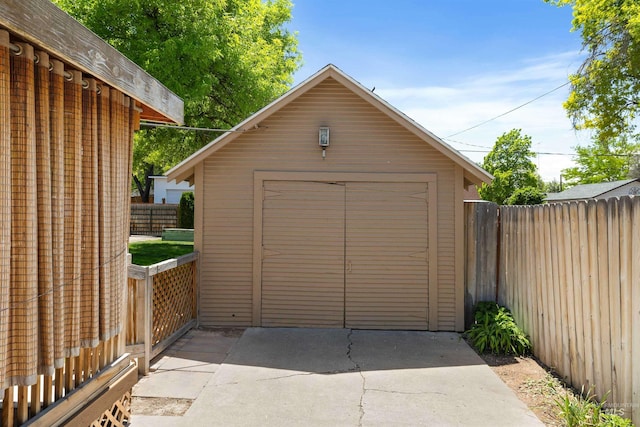2074 11th Ave E, Twin Falls, ID 83301 - detached garage with a shed and driveway