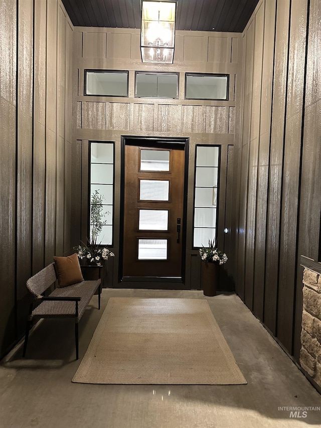 2253 Caribel St, Twin Falls, ID 83301 - foyer entrance featuring wood walls