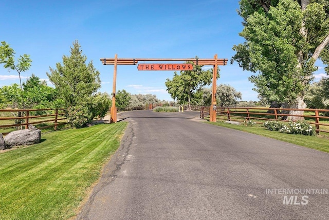 3283 Willow Cir, Twin Falls, ID 83301 - view of asphalt road