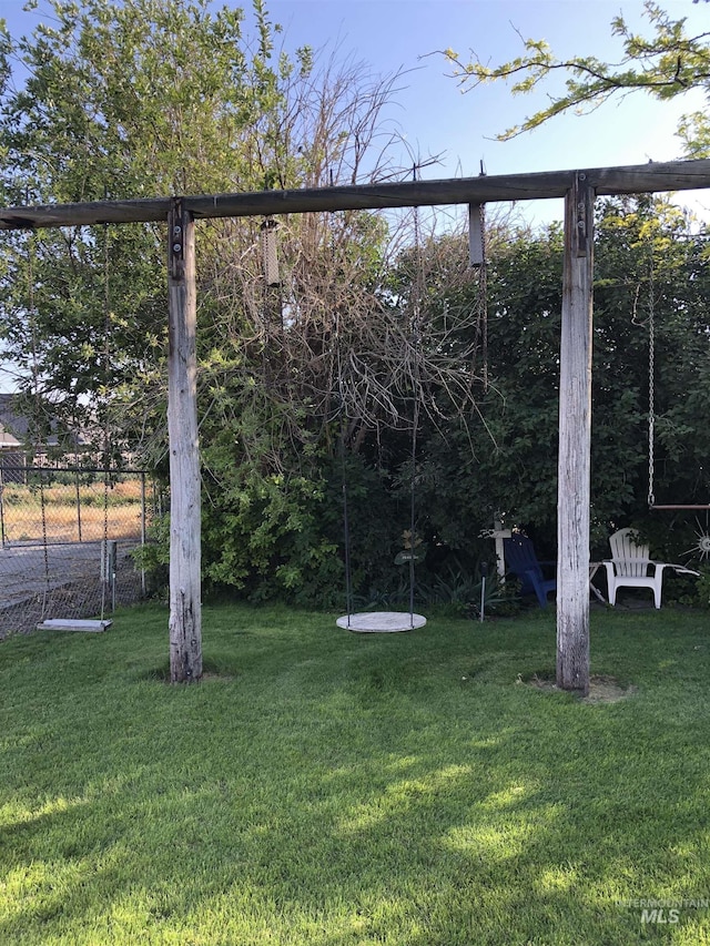 2726 Fairmont Dr, Burley, ID 83318 - view of yard