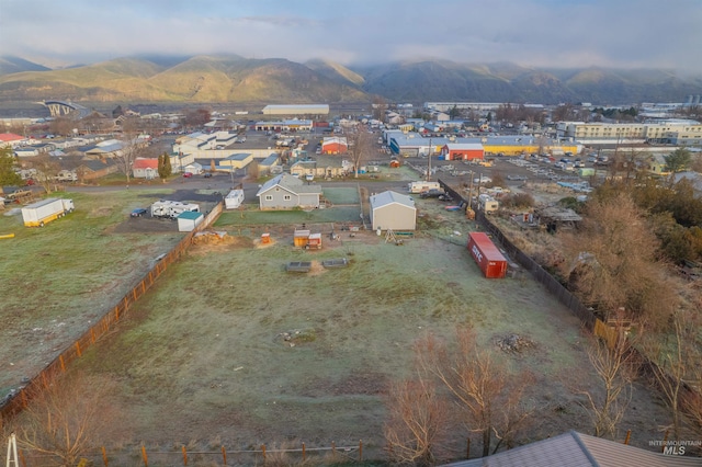 bird's eye view with a mountain view