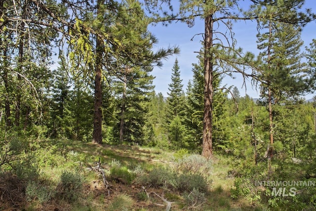 236 4th St, Cascade, ID 83611
