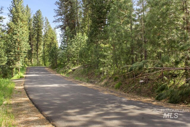 236 4th St, Cascade, ID 83611