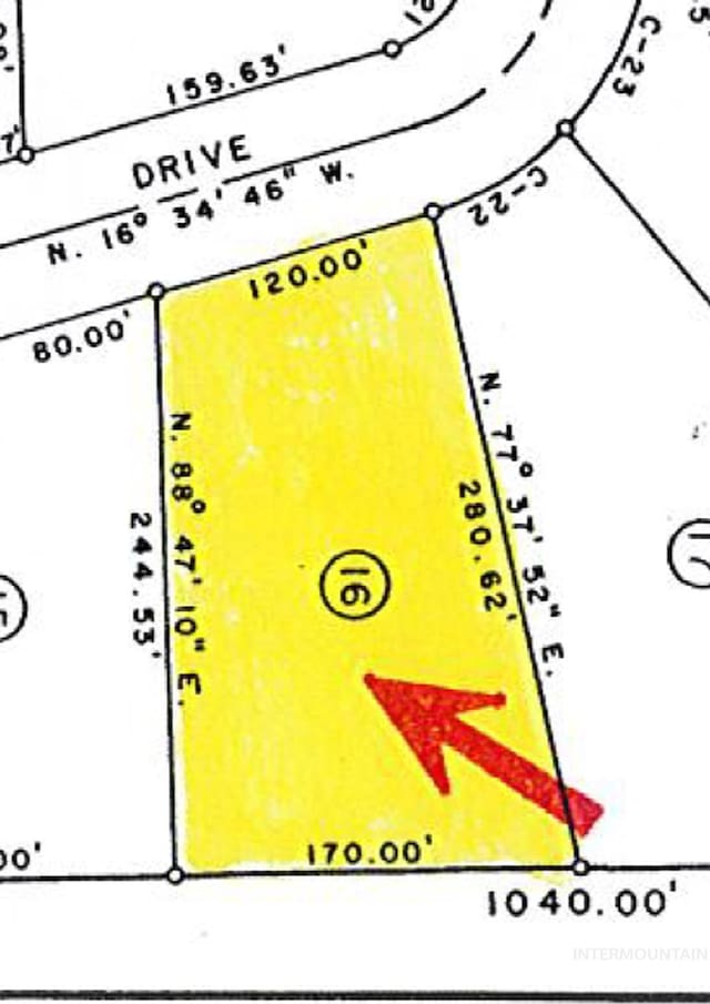 236 4th St, Cascade, ID 83611