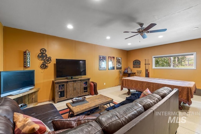 41 Knob Hill Dr, Mccall, ID 83638 - living area with baseboards, a ceiling fan, and recessed lighting