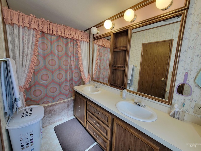 bathroom featuring vanity and shower / bath combo