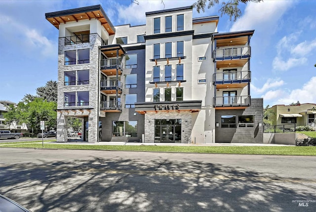 1620 W Bannock St # 303, Boise, ID 83702 - view of apartment building / complex