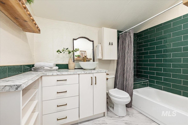 723 4th Ave N, Nampa, ID 83687 - full bath featuring vanity, marble finish floors, and shower / bath combo