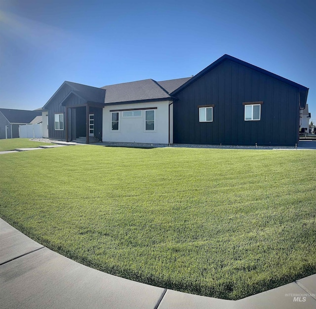910 Blueridge Dr, Kimberly, ID 83341 - modern farmhouse with board and batten siding and a front yard