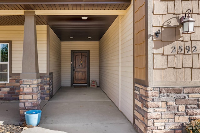 view of entrance to property