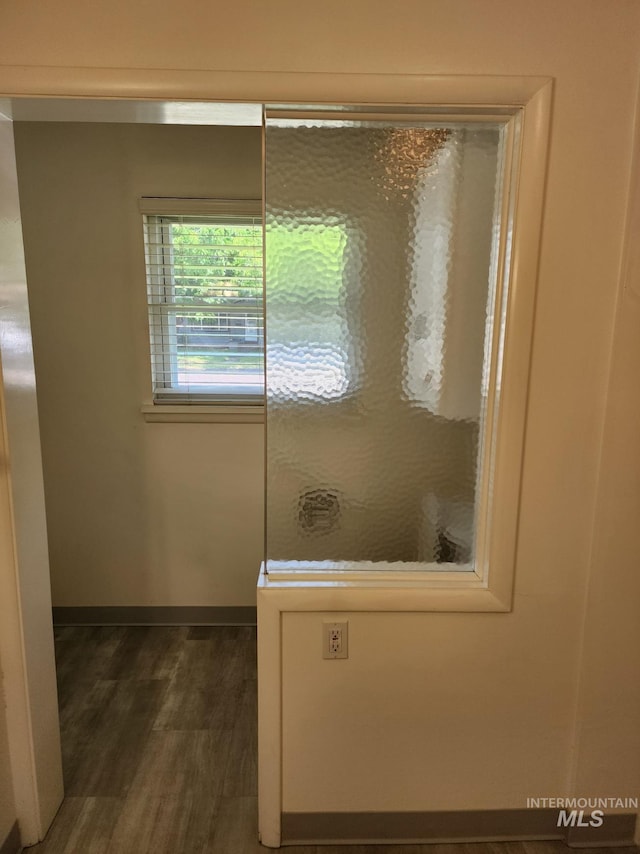 855 N 9th E, Mountain Home, ID 83647 - bathroom with wood finished floors and baseboards