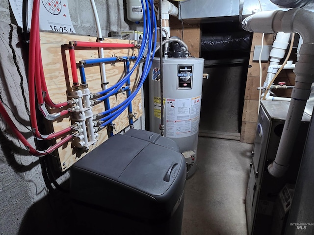 701 Union Ave, Filer, ID 83328 - utility room with water heater