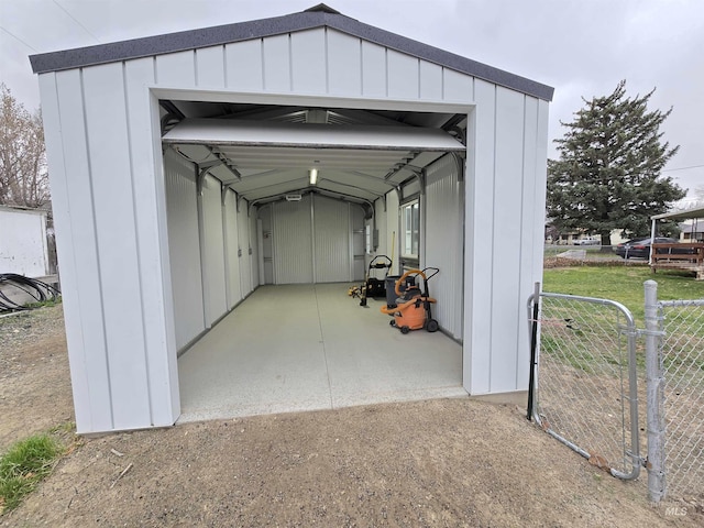 701 Union Ave, Filer, ID 83328 - garage with a gate and fence