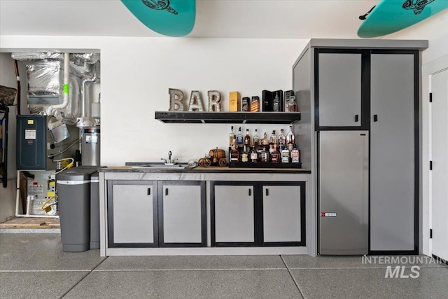 203 S Fusion Ave, Kuna, ID 83634 - indoor bar featuring speckled floor