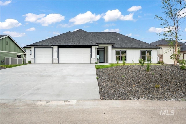 view of front of home featuring a garage