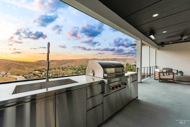 4135 N Hawkeye Pl, Boise, ID 83703 - view of patio featuring a sink
