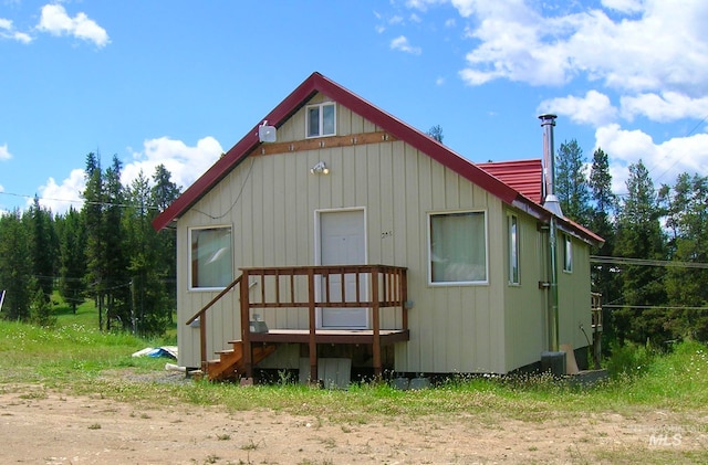 view of outdoor structure