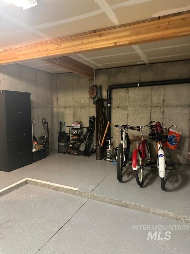476 E Thurman Mill St, Garden City, ID 83714 - view of garage
