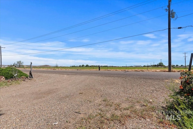 764 NW Beaman St, Mountain Home, ID 83647 - view of yard