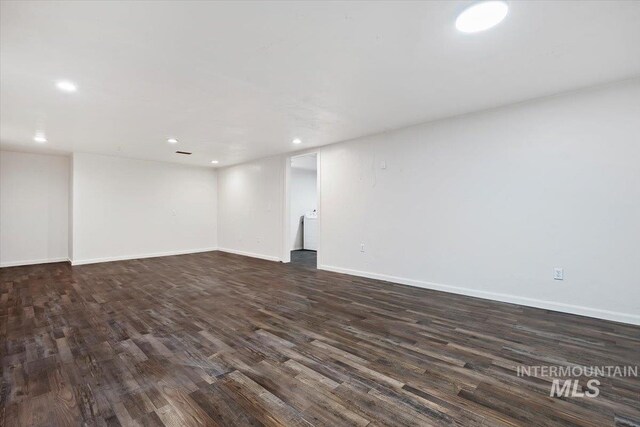 341 Birch St S, Kimberly, ID 83341 - finished below grade area featuring dark wood-style floors, baseboards, and recessed lighting