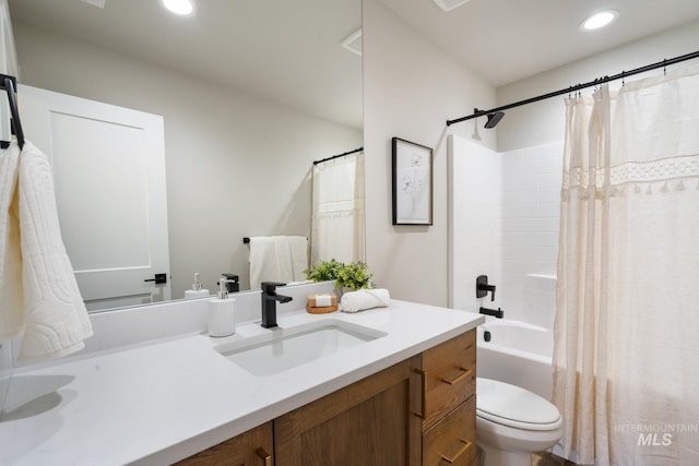 1154 S Barberry Pl, Nampa, ID 83686 - full bath featuring vanity, toilet, shower / tub combo, and recessed lighting