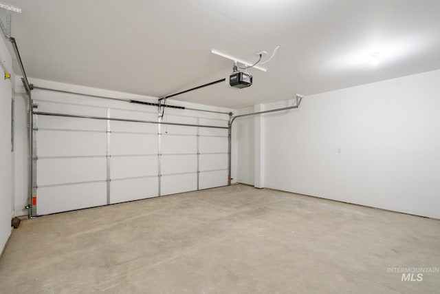 1154 S Barberry Pl, Nampa, ID 83686 - garage with a garage door opener