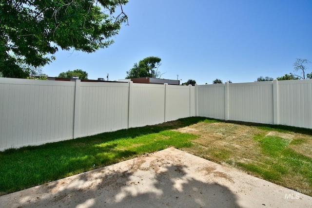 1154 S Barberry Pl, Nampa, ID 83686 - view of yard featuring a patio area
