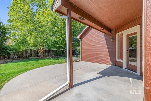 2895 E Shadowwolf Dr, Eagle, ID 83616 - view of patio / terrace