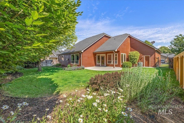 2895 E Shadowwolf Dr, Eagle, ID 83616 - rear view of property featuring a patio area
