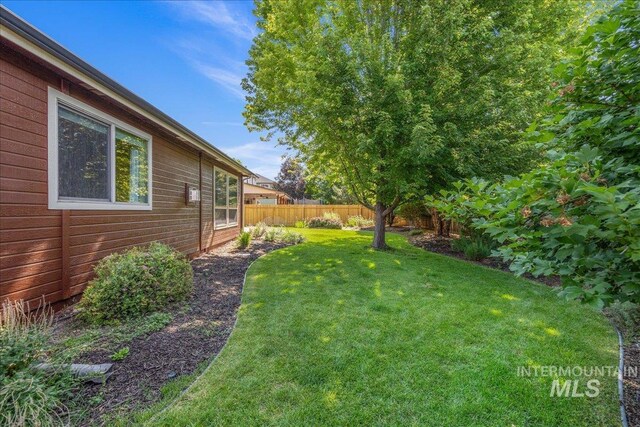 2895 E Shadowwolf Dr, Eagle, ID 83616 - view of yard