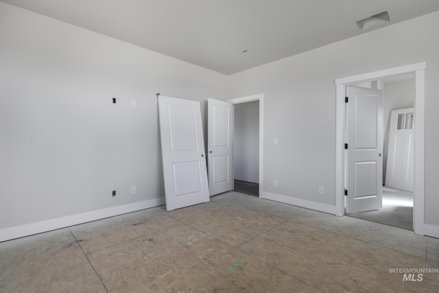 916 23rd Ave E, Jerome, ID 83328 - unfurnished bedroom with baseboards