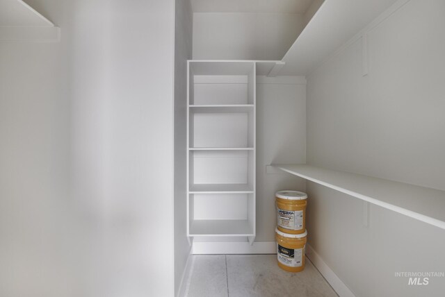 916 23rd Ave E, Jerome, ID 83328 - view of walk in closet