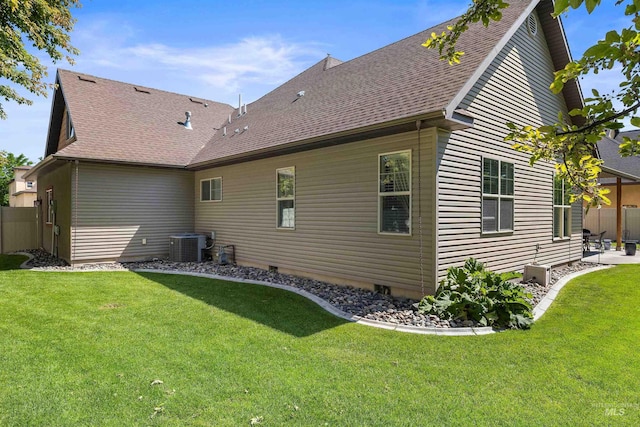 455 Coiner Cir, Twin Falls, ID 83301 - rear view of house with roof with shingles and crawl space