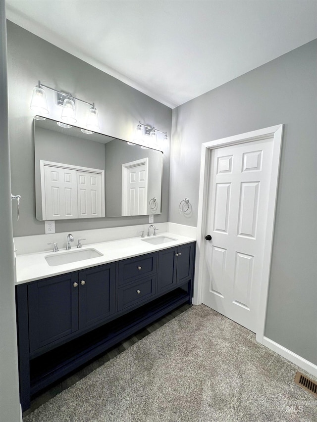 bathroom with vanity