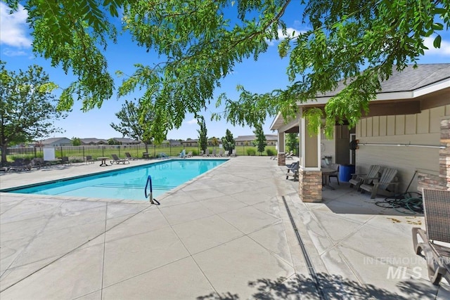 2967 E Diorite St, Nampa, ID 83686 - community pool with a patio area